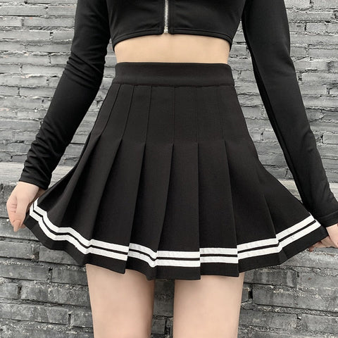 Czarna Falbana Mini Spódnica japońska w czarno-białe pasy