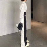 Dwukolorowe czarno-białe spodnie w stylu y2k